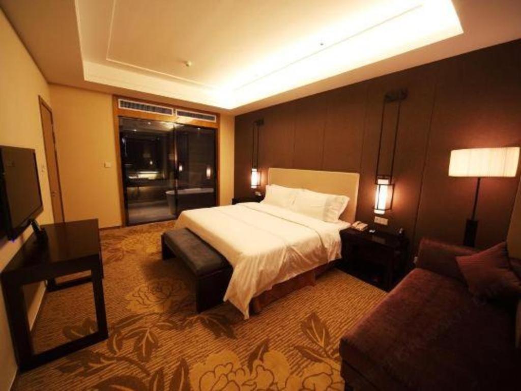Haiyang Shenglong Jianguo Hotel Hai-yang-hsien Exterior foto