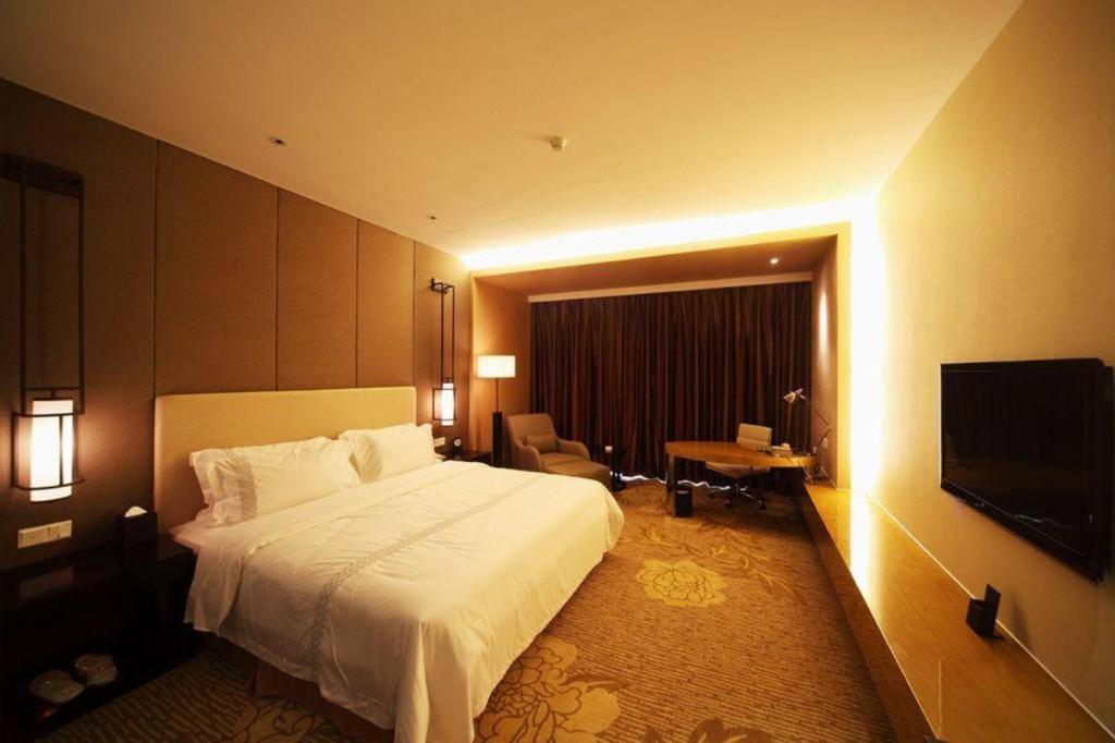 Haiyang Shenglong Jianguo Hotel Hai-yang-hsien Exterior foto